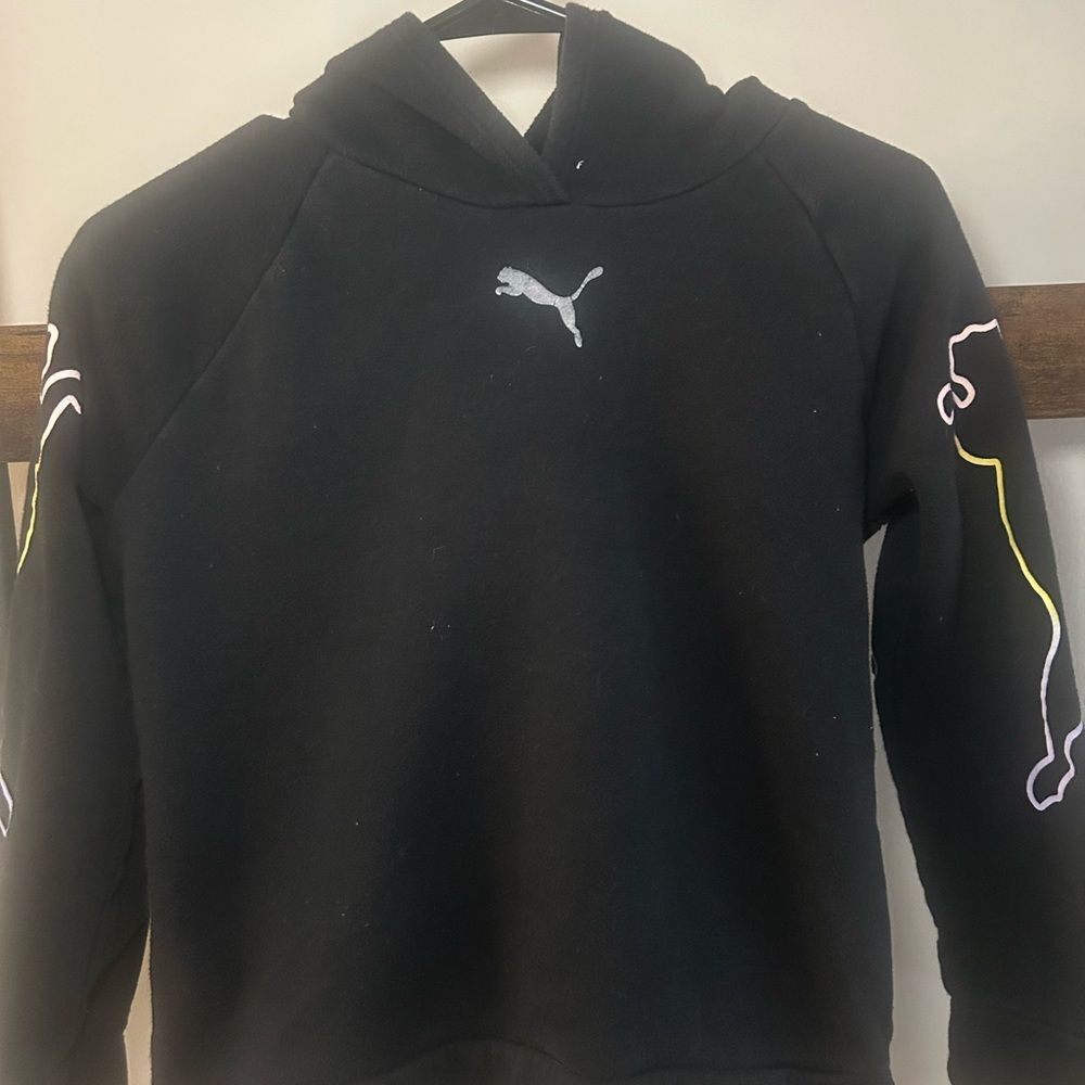 PUMA Kids Size L Black Pullover Hoodie Colorful Sleeve Graphic Sweatshirt Active